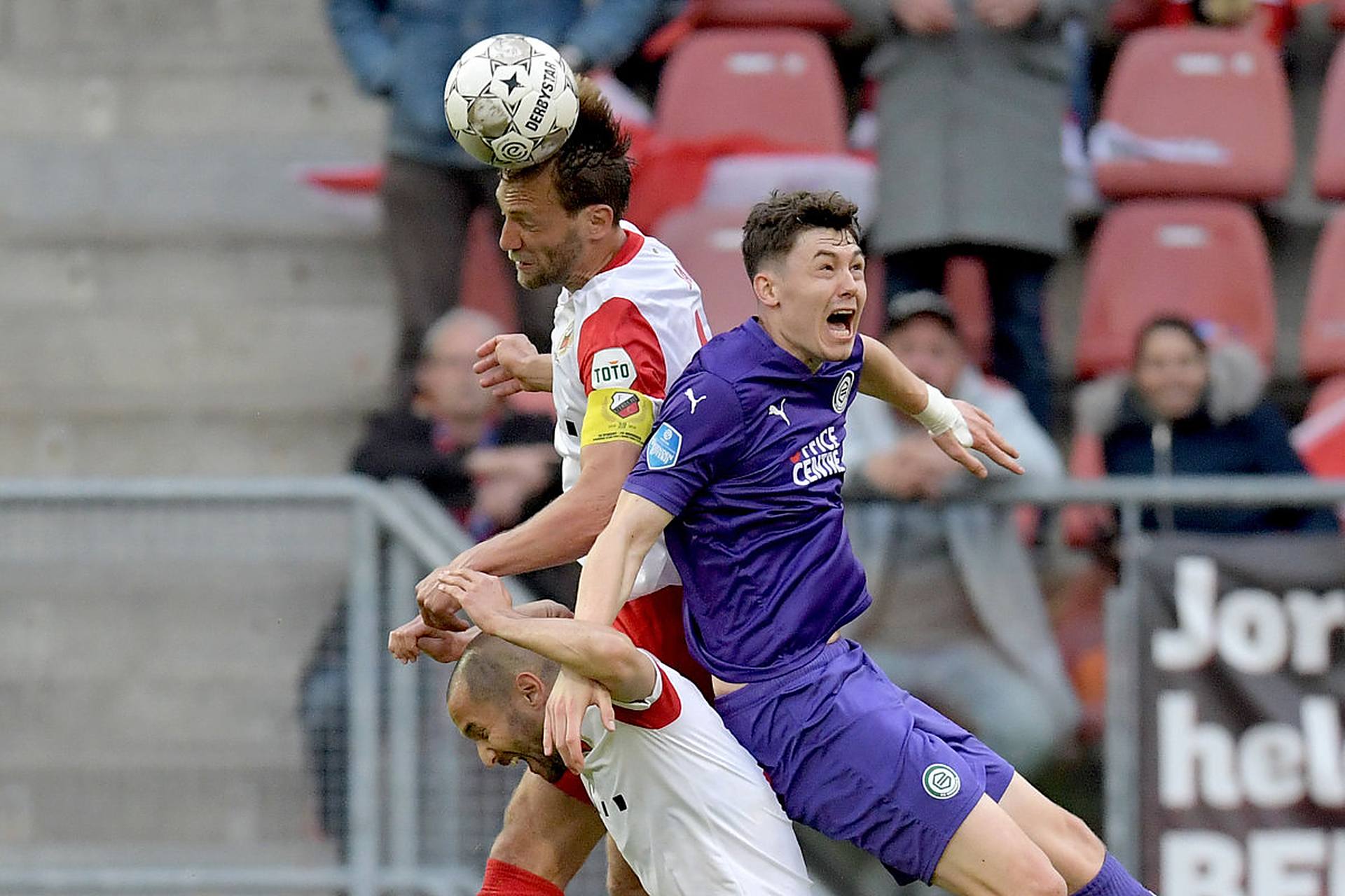 高诗岩赋予 高诗岩赋予