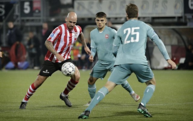 件做出回应 件做出回应