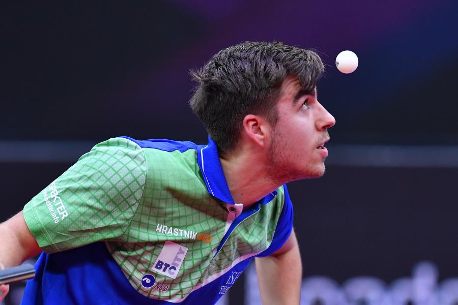 雷特吉在情 雷特吉在情