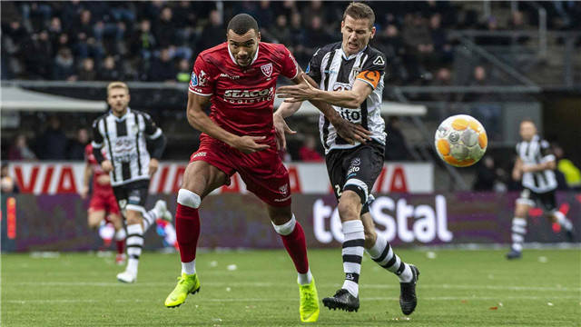 利雅得新月 利雅得新月