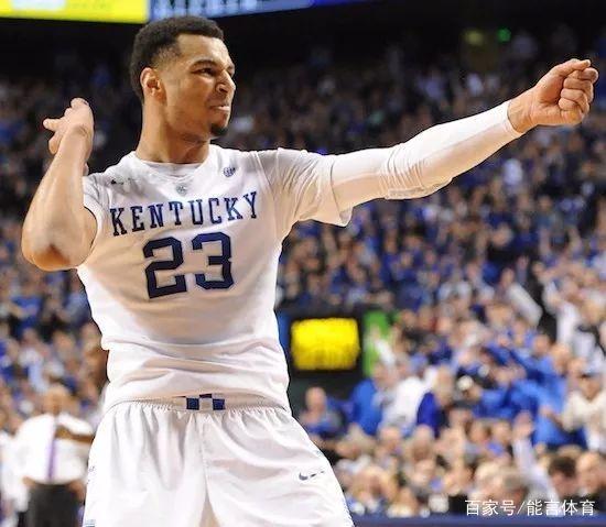 后场背靠背 后场背靠背